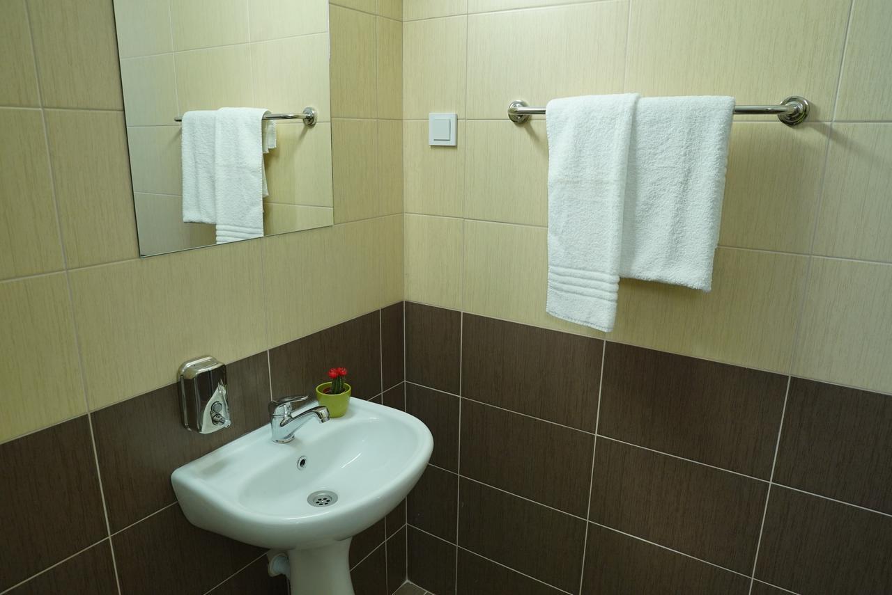 Hostel Log Inn سكوبجي المظهر الخارجي الصورة
