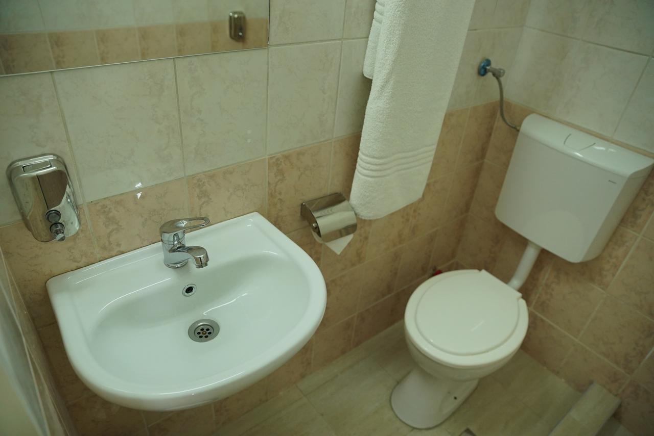 Hostel Log Inn سكوبجي المظهر الخارجي الصورة